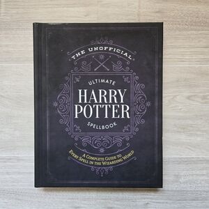 ​The Unofficial Ultimate Harry Potter Spellbook: A Complete Guide to Every Spell